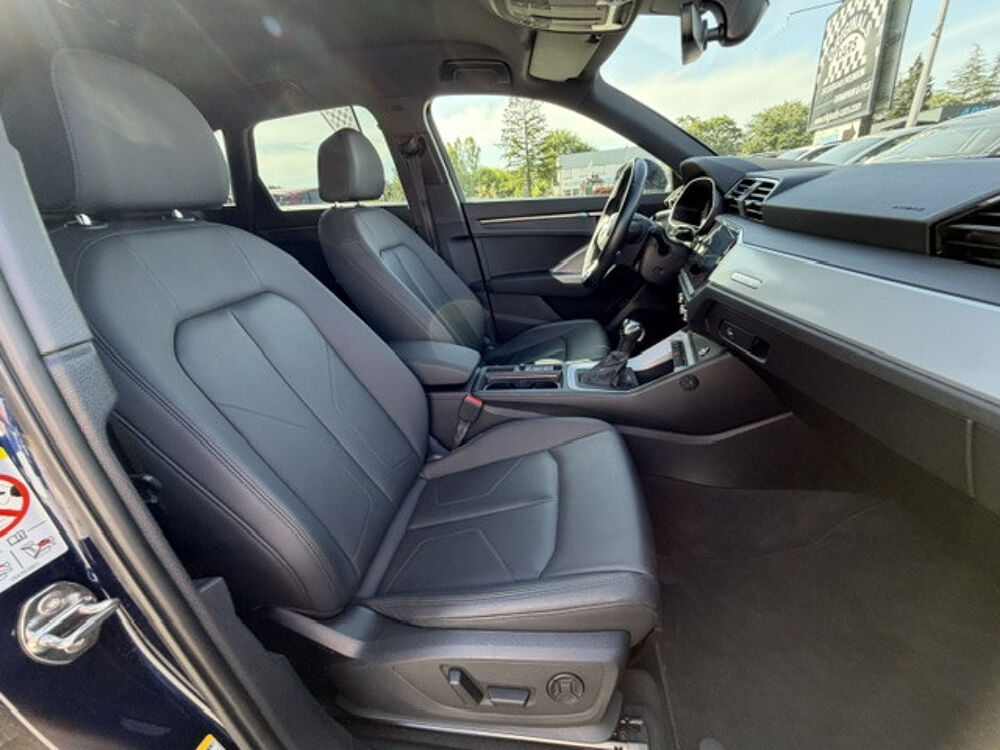 Q3 40 TDI quattro Design luxe S-tronic,sieges chauffants, gps e 2022 occasion 24750 Tr&eacute;lissac