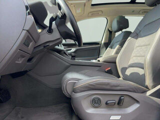 Touareg ATMOSPHERE V6 EHYBRID 381 CH * PANO * CUIR SAVONA * CAM&Eacute;RA * 2021 occasion 33150 Cenon