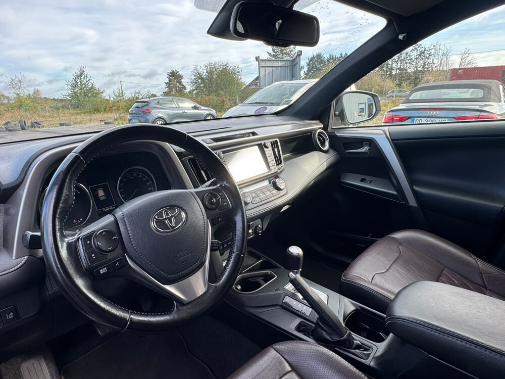 RAV 4 197 Hybride Exclusive 2WD CVT 2016 occasion 60290 Neuilly-sous-Clermont