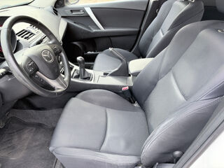 323 Sport 2011 occasion 69890 La Tour-de-Salvagny