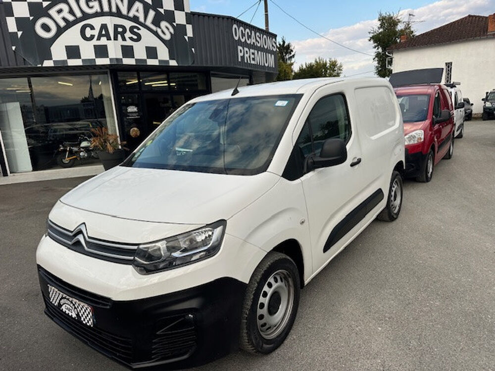 Berlingo CITROEN 100 BERLINGO GPS TEL CAMERA DE RECUL ATELIER ETC...( 2020 occasion 24750 Tr&eacute;lissac