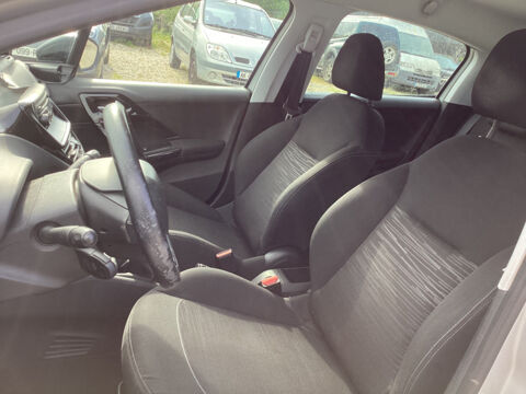 208 Pack CLIM 1.4 HDI 70 CH 2014 occasion 33700 M&eacute;rignac