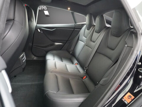 Model S &middot; 75D Dual Motor &middot; 476 ch &middot; Suspension pneumatique &middot; Autopil 2018 occasion 33320 Eysines