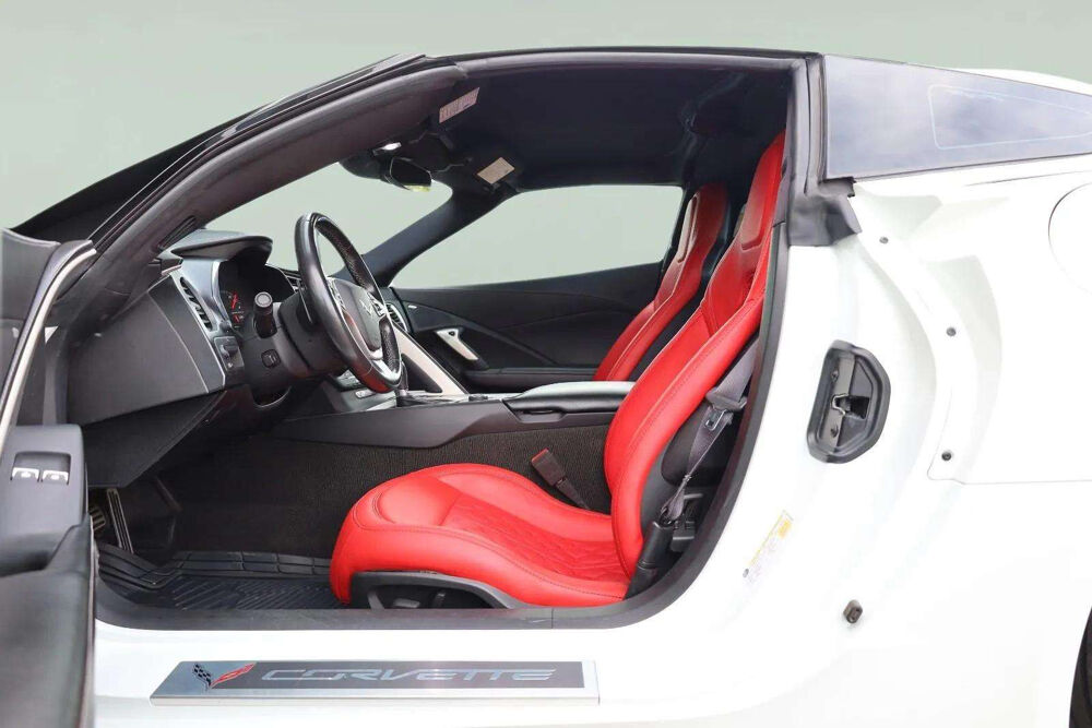 Corvette C7 STINGRAY * 6.2 V8 466 CH * BVA * 1LT * CUIR ROUGE * TOIT 2015 occasion 33150 Cenon