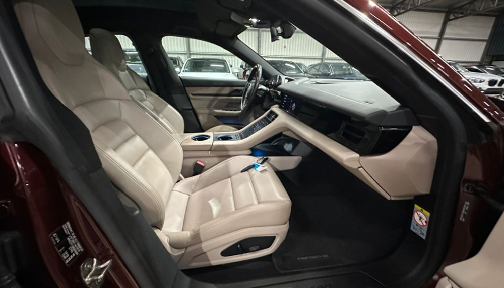 Taycan LONG RANGE TOIT PANO 381CV SUIVI PORSCHE 2021 occasion 33320 Eysines