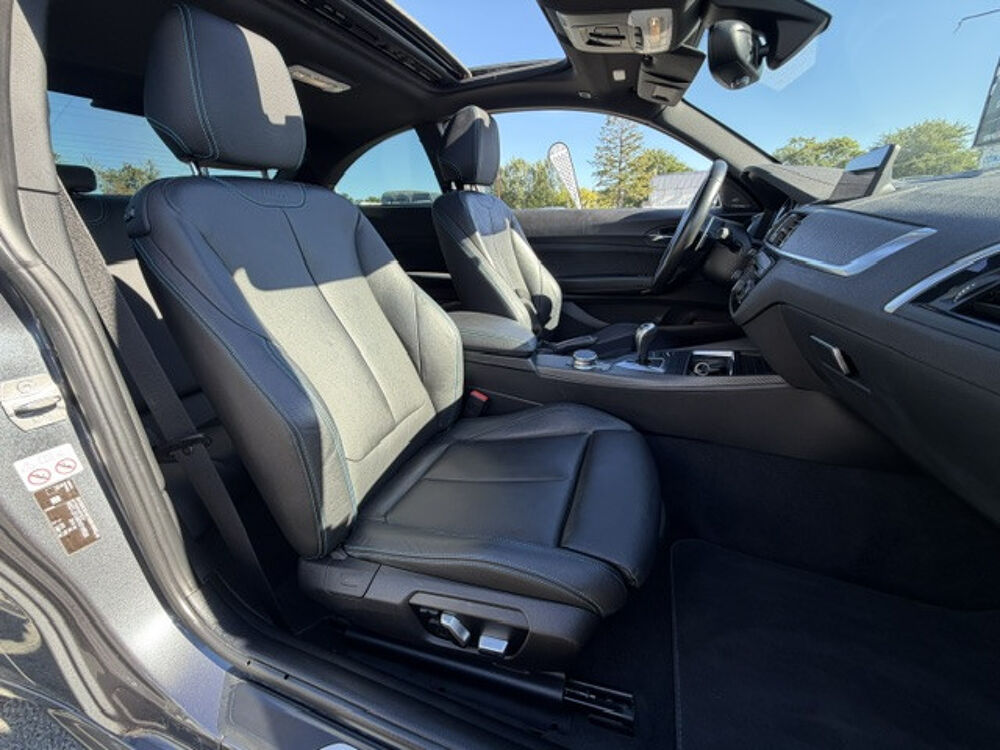 M2 , entretiens complet BMW, camera de recul, toit ouvrant, s 2018 occasion 24750 Tr&eacute;lissac