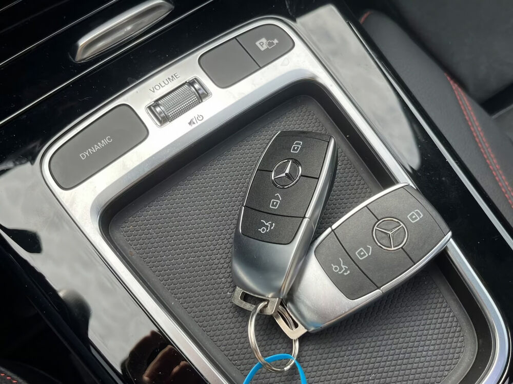 Classe CLA Shooting Brake 250 e &middot; 218ch &middot; AMG line &middot; Toit ouvrant &middot; Cam 2024 occasion 33320 Eysines
