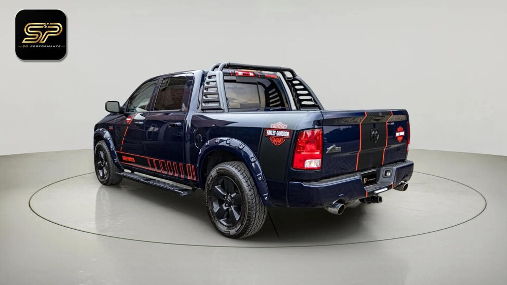 RAM 1500 * 5.7 V8 HEMI * 401 CH * 4X4 * CARPLAY * CUIR * ATTELAG 2019 occasion 33150 Cenon