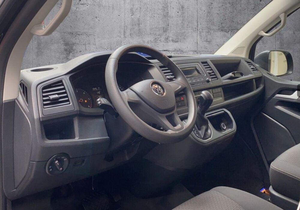 MULTIVAN 2.0 TDI 150CV DSG7 2018 occasion 33320 Eysines