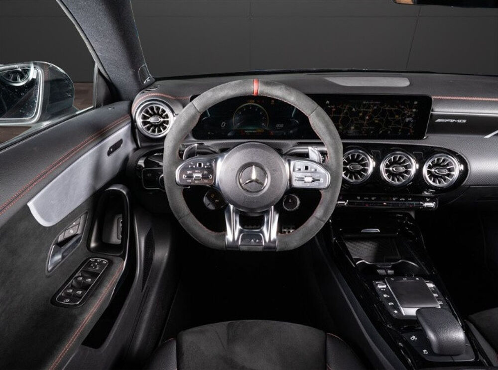 Classe CLA Mercedes-Benz AMG CLA 45 &middot; 2.0T 387 ch &middot; 4MATIC &middot; Automatiqu 2021 occasion 33320 Eysines
