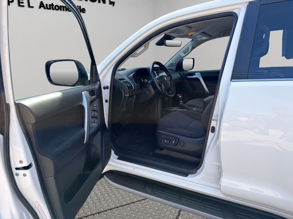 Land Cruiser 2.8 D4D 204 BVA -41 658 HT- 2021 occasion 83140 Six-Fours-les-Plages