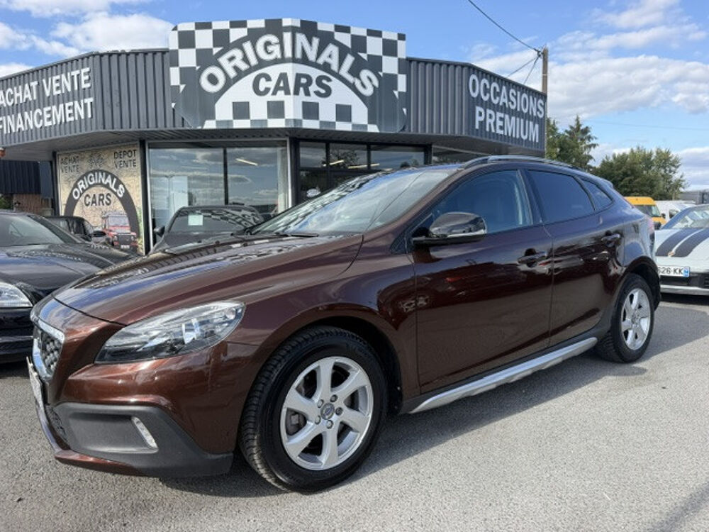 V40 D2 ,Momentum Geartronic, gps, telephone, camera de recul etc 2016 occasion 24750 Tr&eacute;lissac