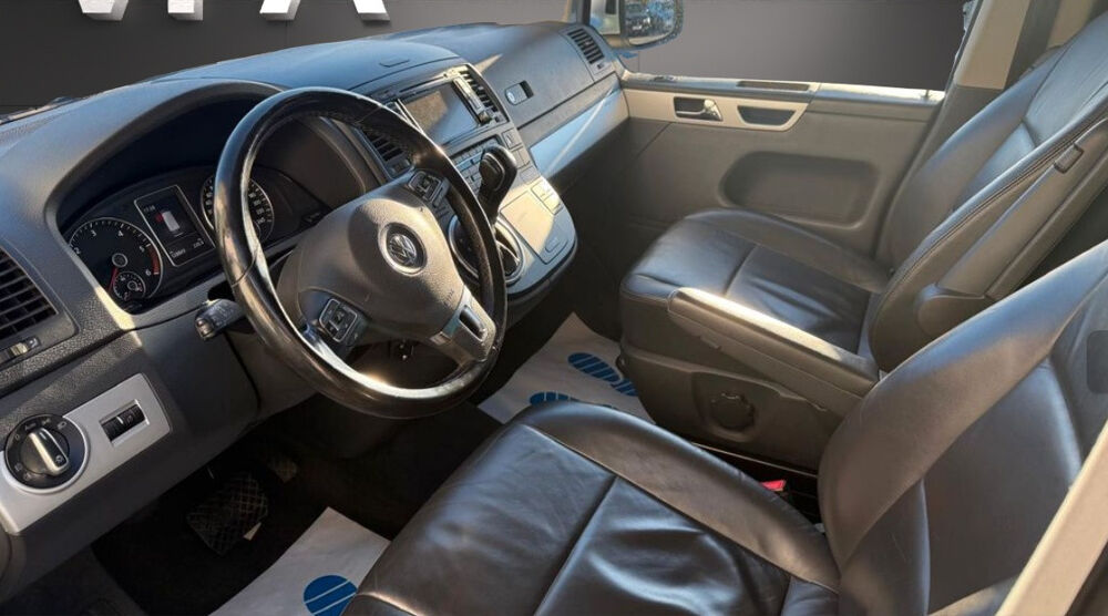 MULTIVAN T5 &middot; 2.0 TDI &middot; 179 ch &middot; Highline 4Motion &middot; Cuir int&eacute;gral &middot; N 2015 occasion 33320 Eysines