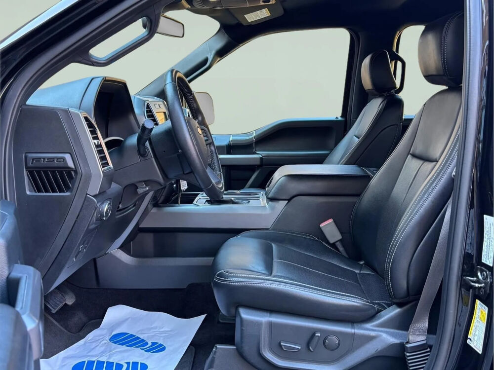 Focus CREW CAB 4X4 * V8 5.0 401 CH * CUIR * CAM&Eacute;RA * X&Eacute;NON * ATTEL 2020 occasion 33150 Cenon