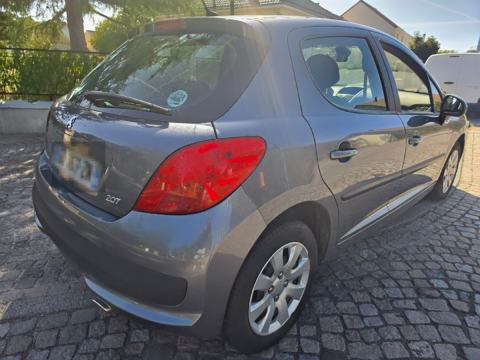 Peugeot 207 1.4 VTI
