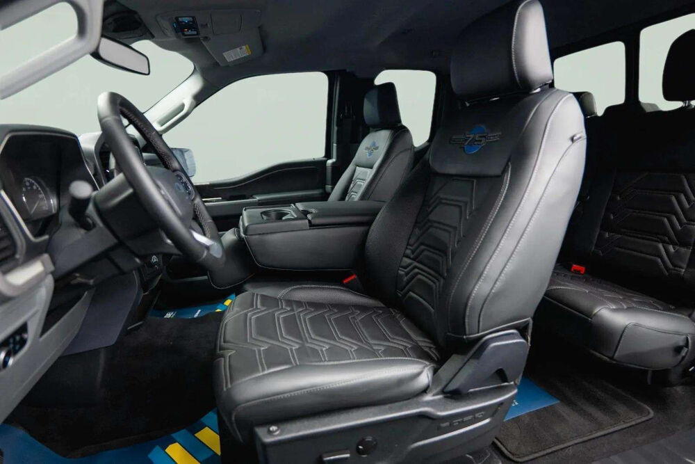 Divers V8 5.0 405 CH * 4X4 * SUPERCAB * LOOK RAPTOR * CUIR * TVA 2023 occasion 33150 Cenon