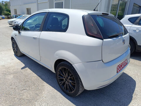 Grande Punto Active 2011 occasion 06220 Le Golfe Juan