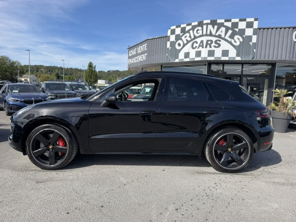 Macan Turbo mit Performance Paket PDK,toit ouvrant sieges chauffan 2017 occasion 24750 Tr&eacute;lissac