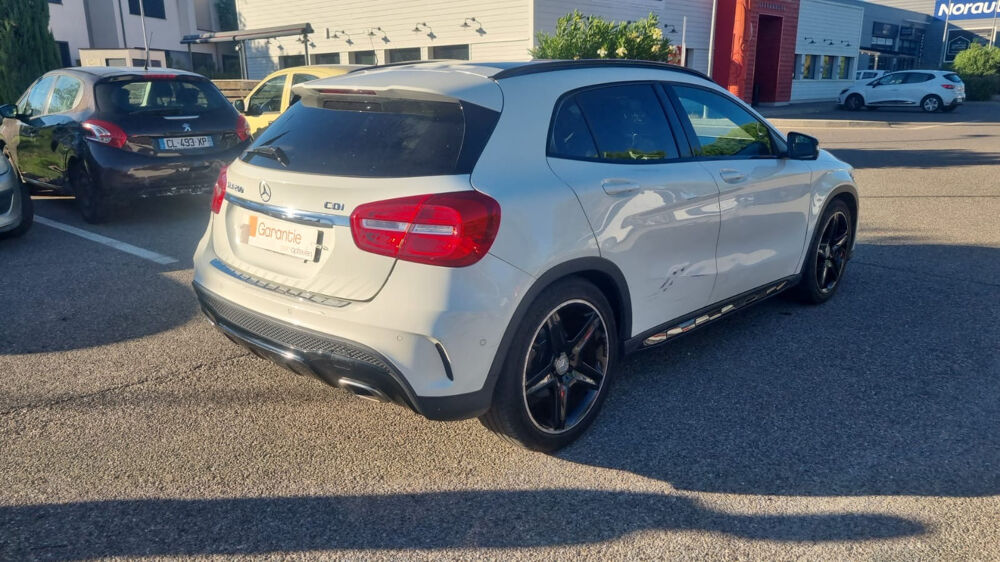 Classe GLA AMG LINE 2015 occasion 13300 Salon-de-Provence