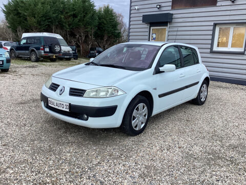 Renault M&eacute;gane II 1.6i boite automatique 2004 occasion M&eacute;rignac 33700