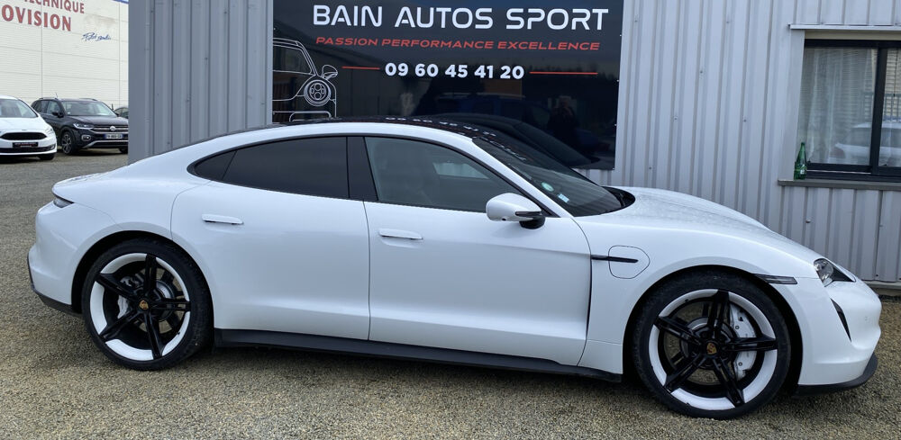 Taycan 4S 94kw 571ch 2020 occasion 35470 Bain-de-Bretagne
