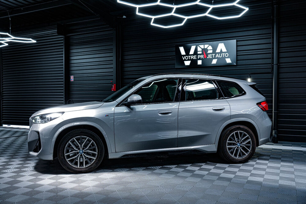 iX1 XDrive20 M Sport 313 ch - Cam&eacute;ra - LED - Apple CarPlay - Vis 2025 occasion 33320 Eysines