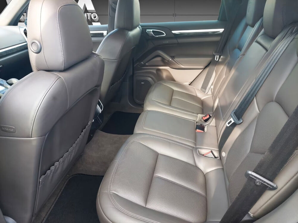 Cayenne E-Hybrid Platinum Edition • 3.0 V6 333 ch • Toit panoramique 2017 occasion 33320 Eysines