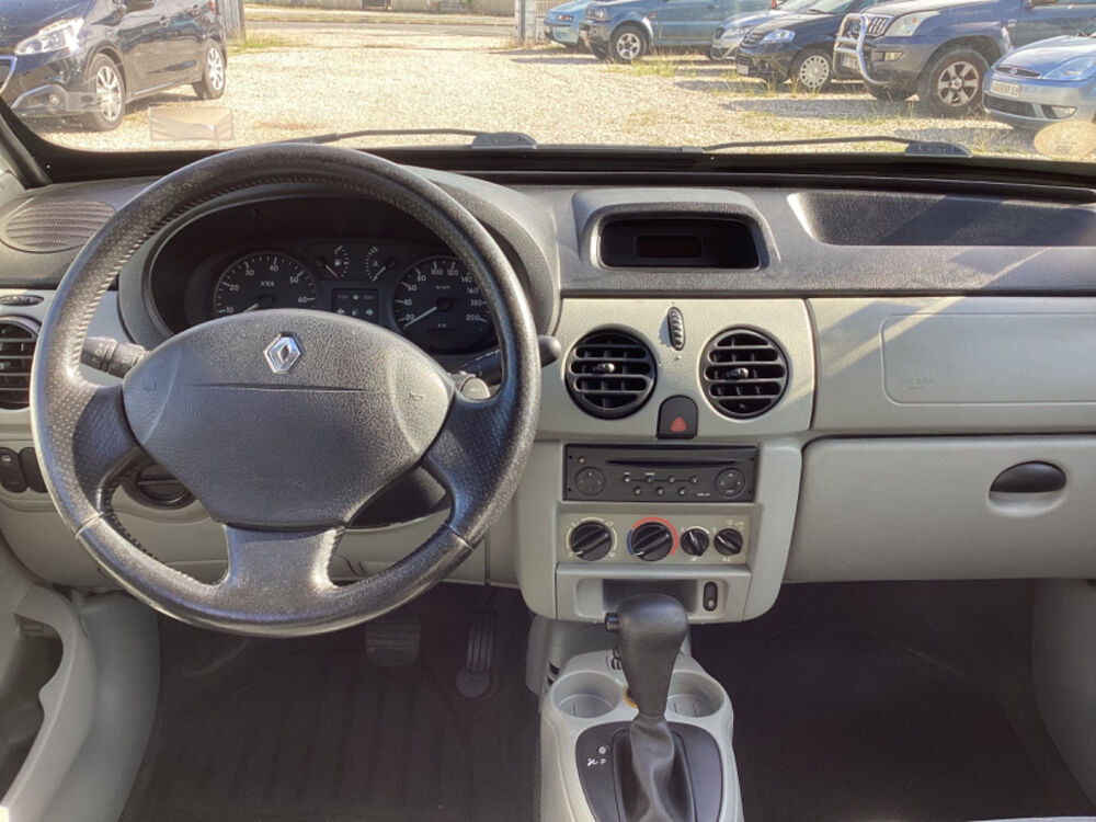 Kangoo Privil&egrave;ge 1.6i 95 ch boite auto 2005 occasion 33700 M&eacute;rignac