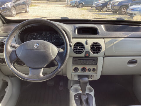 Kangoo Privil&egrave;ge 1.6i 95 ch boite auto 2005 occasion 33700 M&eacute;rignac