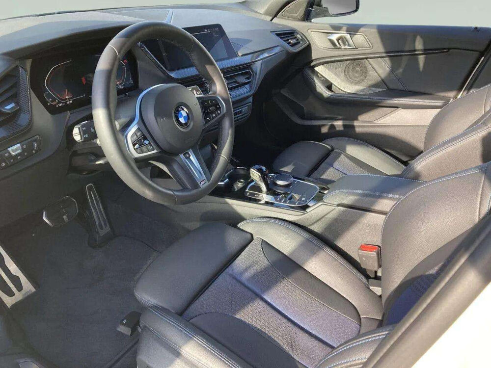 S&eacute;rie 1 118I M SPORT * 136 CH * BVA * LED * HIFI * SI&Egrave;GES CHAUFFANTS 2024 occasion 33150 Cenon