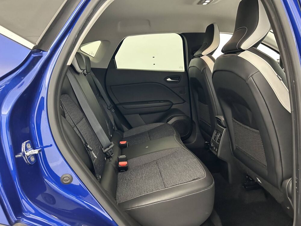 Captur E-Tech hybride rechargeable 160 2023 occasion 56850 Caudan