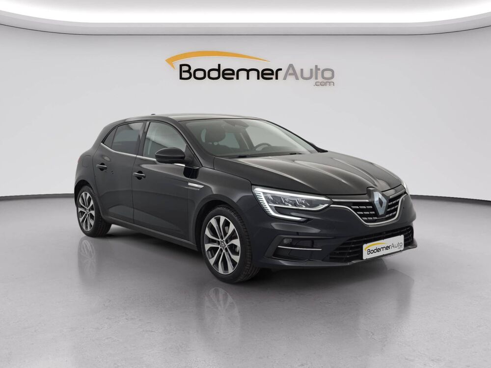 M&eacute;gane Megane IV Berline Blue dCi 115 2023 occasion 56000 Vannes