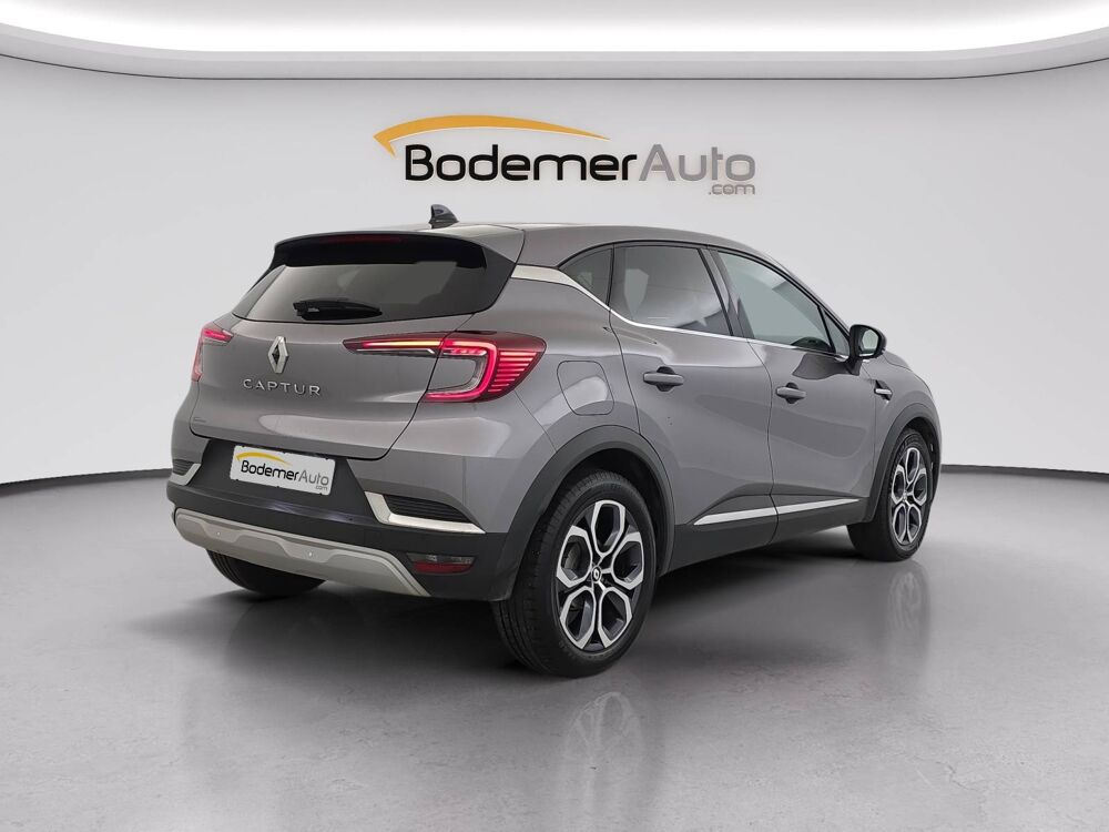 Captur mild hybrid 140 2023 occasion 14200 H&eacute;rouville-Saint-Clair