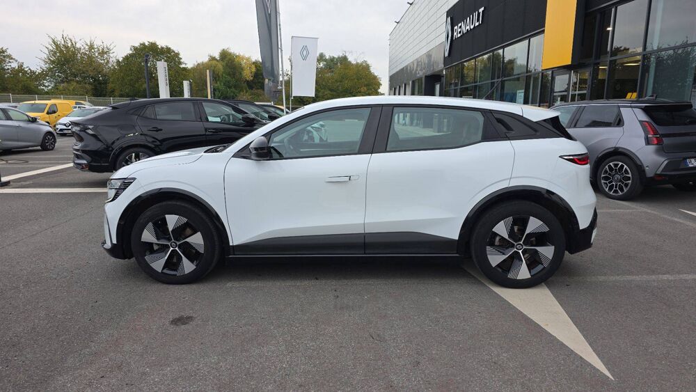 M&eacute;gane Megane E-Tech EV40 130ch standard charge 2022 occasion 22400 Lamballe