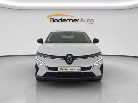 M&eacute;gane Megane E-Tech EV40 130ch standard charge 2022 occasion 56800 Plo&euml;rmel