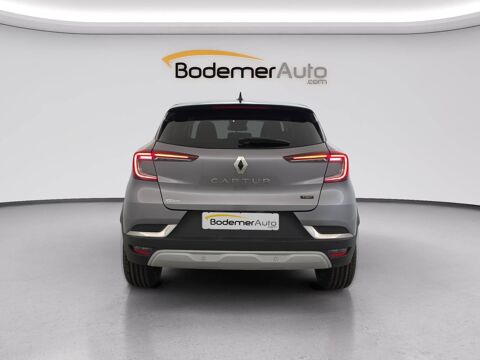 Captur E-Tech hybride 145 2022 occasion 56400 Auray