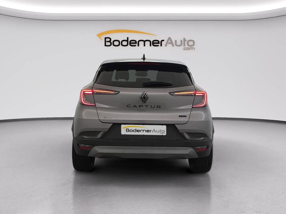 Captur E-Tech full hybrid 160 ch 2026 occasion 29600 Morlaix