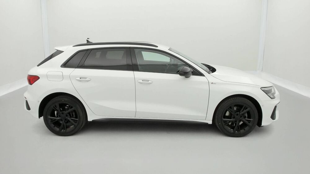 A3 Sportback 40 TFSIe 204 S tronic 6 2021 occasion 25000 Besan&ccedil;on