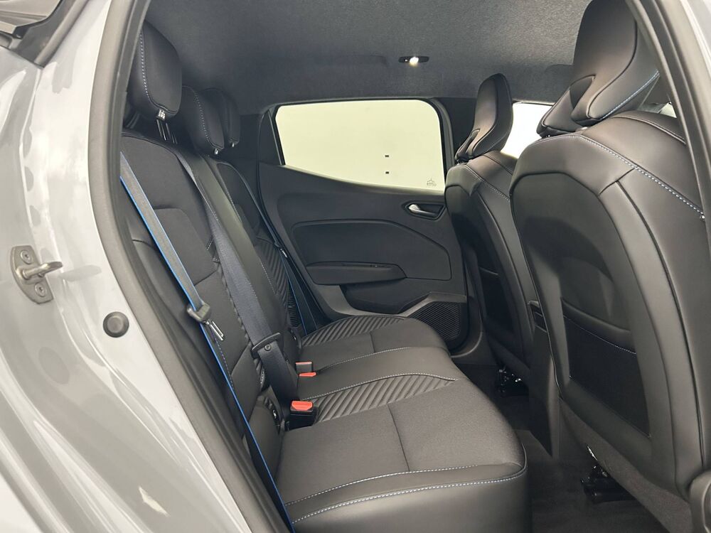 Clio E-Tech full hybrid 145 2023 occasion 50000 Saint-L&ocirc;