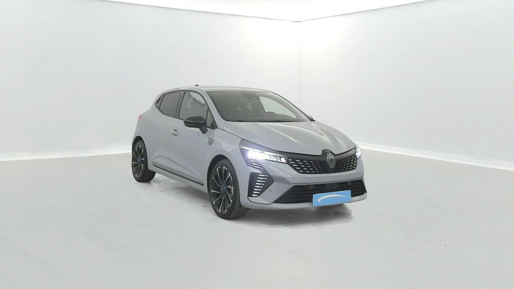 Clio E-Tech full hybrid 145 2023 occasion 50000 Saint-L&ocirc;