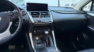 NX 300h 4WD 2019 occasion 22200 Guingamp