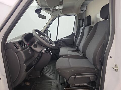 Master MASTER GRAND VOLUME 20M3 TRAC F3500 L3 BLUE DCI 145 2024 occasion 29000 Quimper