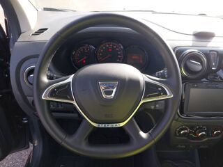 Lodgy TCe 130 FAP 5 places 2021 occasion 56400 Auray