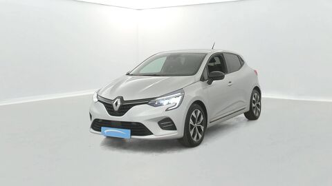 Renault Clio E-Tech full hybrid 145 2023 occasion Vannes 56000