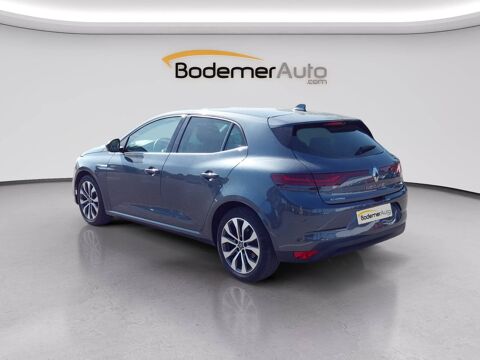 M&eacute;gane Megane IV Berline TCe 140 EDC 2023 occasion 56000 Vannes