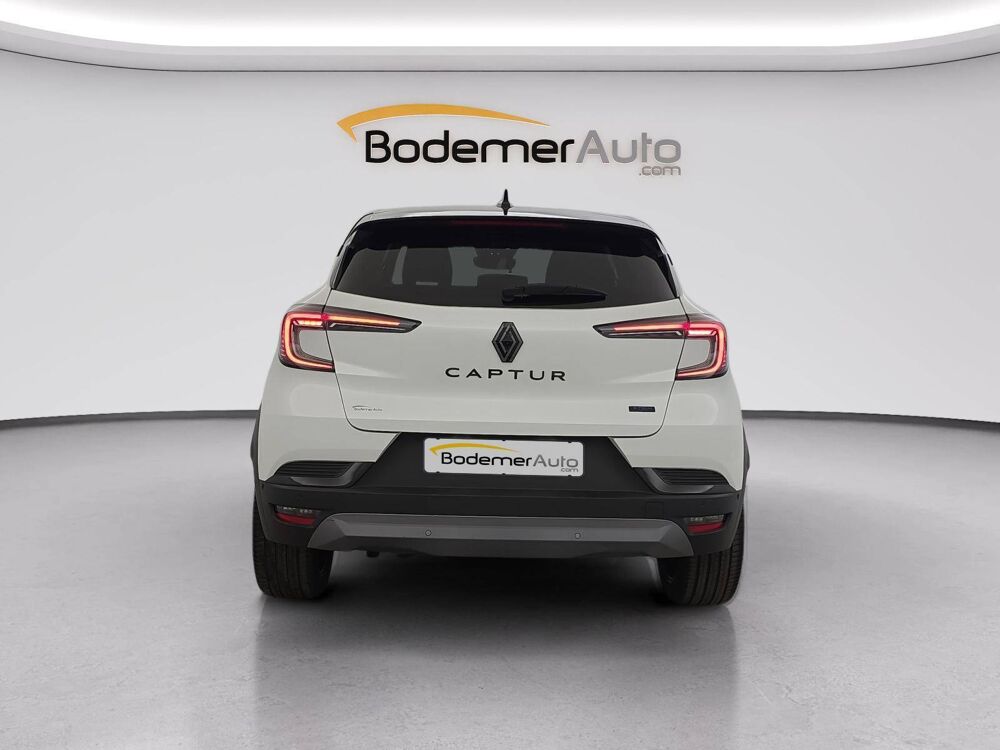 Captur E-Tech full hybrid 145 ch 2025 occasion 56850 Caudan
