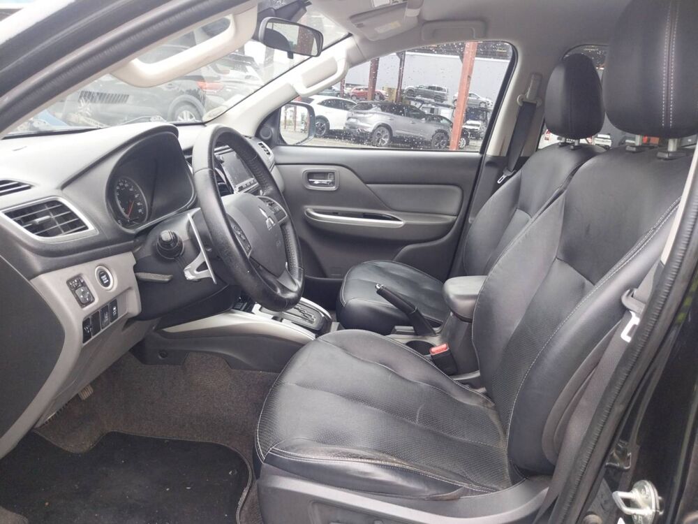 L200 DOUBLE CAB 2.4 DI-D 181 BVA 2016 occasion 50000 Saint-L&ocirc;