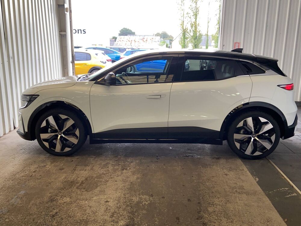 M&eacute;gane Megane E-Tech EV40 130ch standard charge 2022 occasion 29900 Concarneau