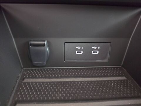 Captur E-Tech full hybrid 160 ch 2025 occasion 56000 Vannes