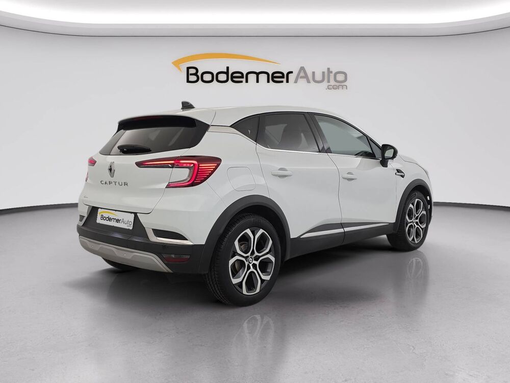Captur mild hybrid 140 2022 occasion 56000 Vannes